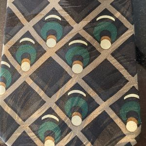 Wine cellar necktie
